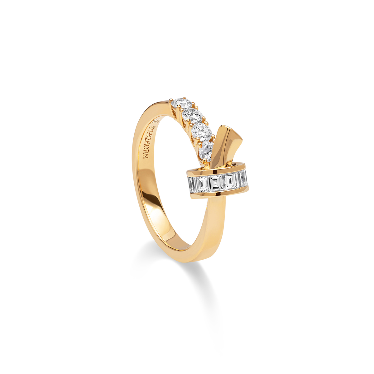 STENZHORN 18K GOLD DIAMOND RING