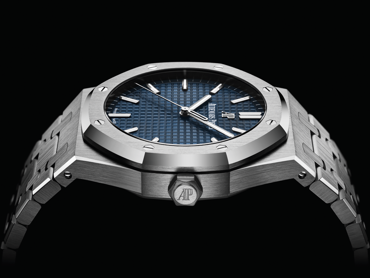 AUDEMARS PIGUET 41mm STAINLESS STEEL AUTOMATIC WATCH